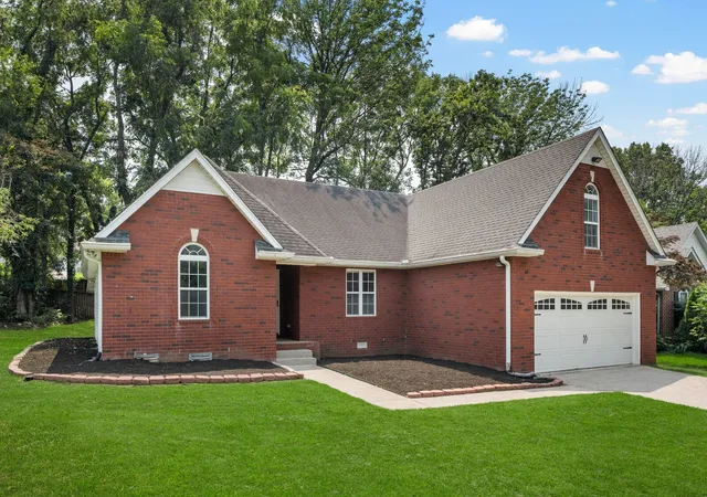 Photo 2 of Single family home for sale at 616 Woodland Hills Dr, La Vergne, TN 37086 | MLS# 3297793 | Listing updated on 2026-09-11