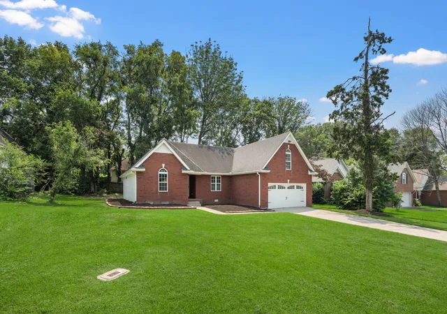 Photo 3 of Single family home for sale at 616 Woodland Hills Dr, La Vergne, TN 37086 | MLS# 3297793 | Listing updated on 2026-09-11