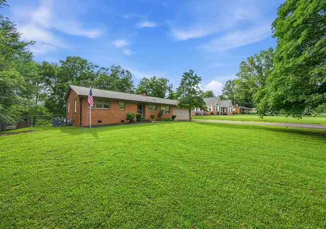 Photo 3 of Single family home for sale at 783 N Broad St, Lexington, TN 38351 | MLS# 3287565 | Listing updated on 2026-09-11