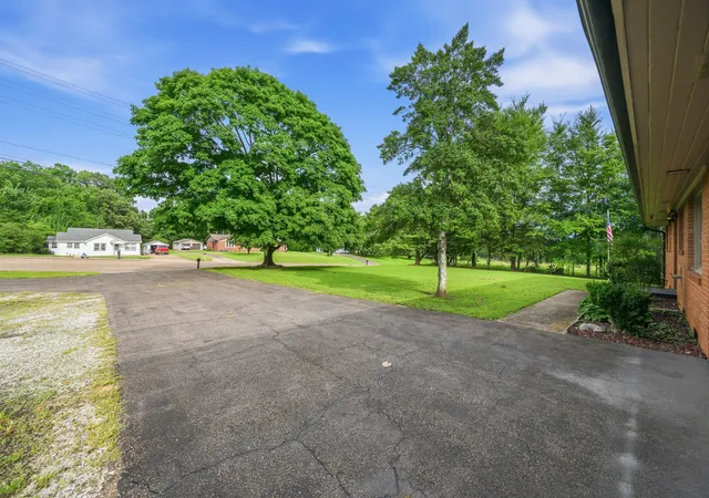 Photo 4 of Single family home for sale at 783 N Broad St, Lexington, TN 38351 | MLS# 3287565 | Listing updated on 2026-09-11