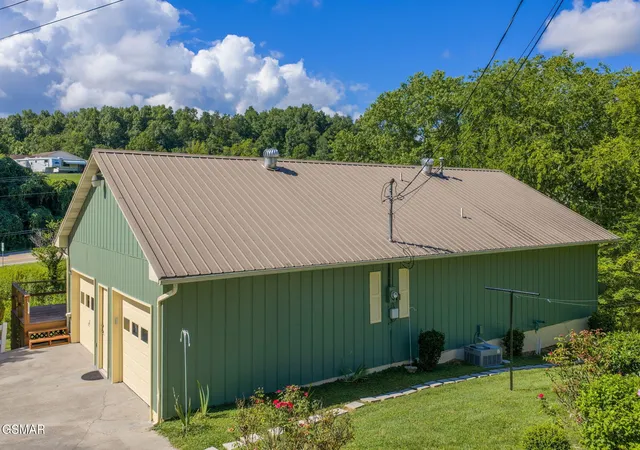 Photo 3 of Single family home for sale at 13390 Chapman Hwy, Seymour, TN 37865 | MLS# 3591722 | Listing updated on 2026-09-23
