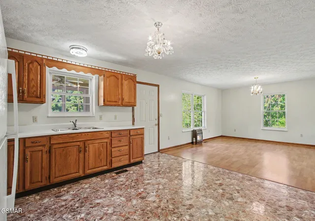 Photo 4 of Single family home for sale at 13390 Chapman Hwy, Seymour, TN 37865 | MLS# 3591722 | Listing updated on 2026-09-23