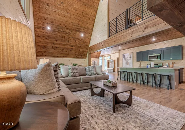 Photo 2 of Single family home for sale at 515 Tatum Rose Way, Sevierville, TN 37876 | MLS# 3299555 | Listing updated on 2026-10-14