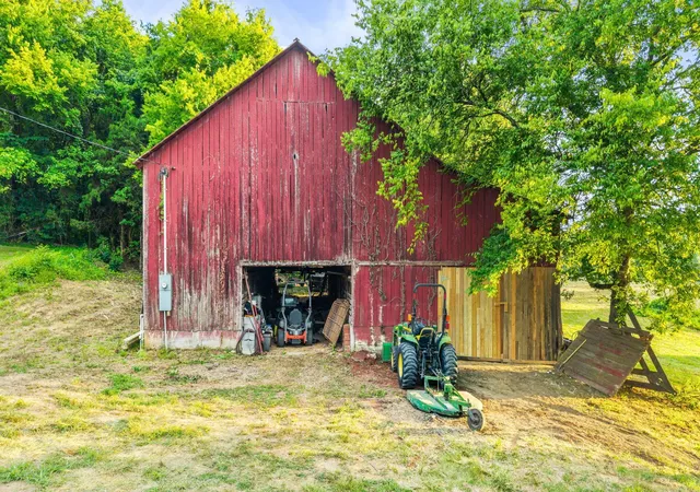 Photo 4 of House for sale at 259 County Road 60, Athens, TN 37303 | MLS# 3519258 | Listing updated on 2026-09-11