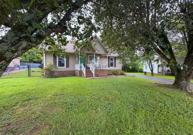 Photo 3 of Single family home for sale at 1324 Sunnybrooke Ct, Pulaski, TN 38478 | MLS# 3288096 | Listing updated on 2026-09-14