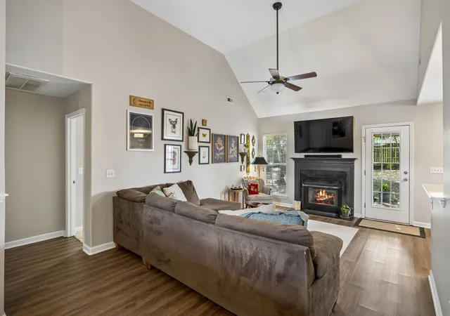 Photo 3 of Single family home for sale at 2012 Patrick Way, Spring Hill, TN 37174 | MLS# 3305116 | Listing updated on 2026-10-05