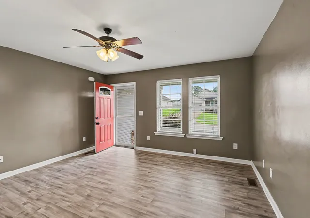 Photo 3 of Single family home for sale at 209 Woodsong Ln, Columbia, TN 38401 | MLS# 3288277 | Listing updated on 2026-10-21
