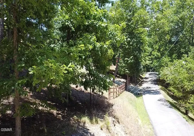 Photo 3 of Sale Pending at 0 Chinquapin Dr, Sevierville, TN 37876 | MLS# 3591735 | Listing updated on 2026-09-22