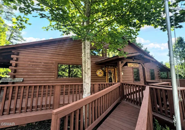 Photo 3 of Single family home for sale at 1665 Scenic Woods Way, Sevierville, TN 37876 | MLS# 3288363 | Listing updated on 2026-09-14