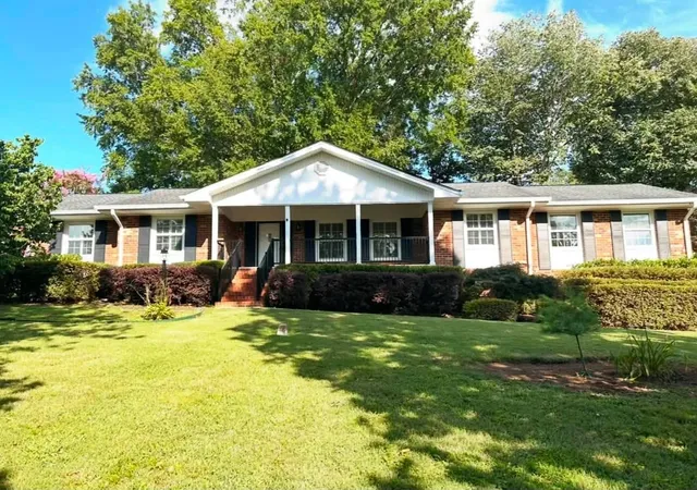 Photo 1 of Single family home for sale at 2220 Edgewater Dr Nw, Cleveland, TN 37311 | MLS# 3298097 | Listing updated on 2026-09-11