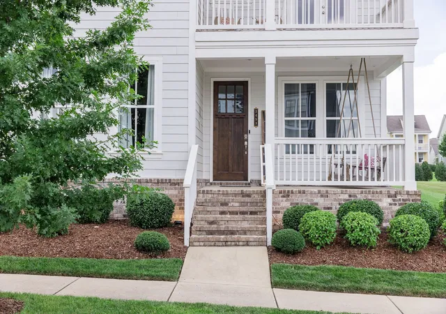 Photo 3 of Single family home for sale at 3453 Milford Dr, Thompsons Station, TN 37179 | MLS# 3301925 | Listing updated on 2026-10-01