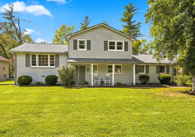 Photo 1 of Single family home for sale at 720 Myhr Dr, Nashville, TN 37221 | MLS# 3305129 | Listing updated on 2026-09-11
