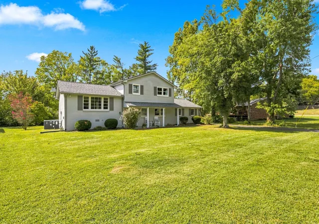 Photo 3 of Single family home for sale at 720 Myhr Dr, Nashville, TN 37221 | MLS# 3305129 | Listing updated on 2026-09-11
