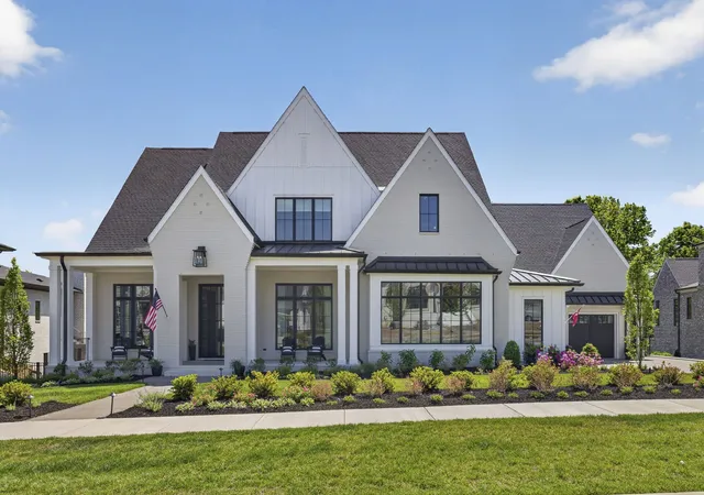 Photo 2 of Mansion for sale at 8860 Edgecomb Dr, College Grove, TN 37046 | MLS# 3301827 | Listing updated on 2026-09-09