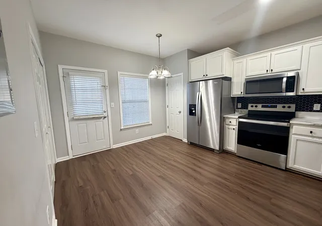 Photo 3 of Townhouse for sale at 906 Cashmere Dr, Thompson's Station, TN 37179 | MLS# 3299521 | Listing updated on 2026-09-13
