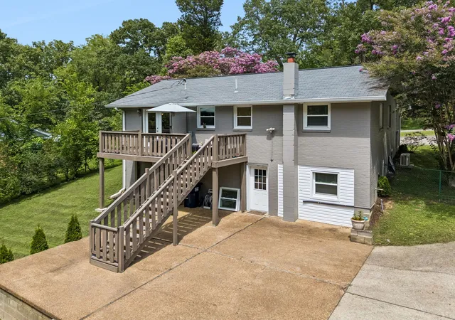 Photo 3 of Single family home for sale at 1109 Taylor Town Rd, White Bluff, TN 37187 | MLS# 3311508 | Listing updated on 2026-10-23
