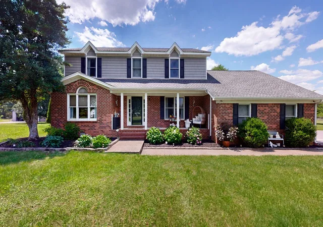 Photo 1 of Single family home for sale at 7770 Bridlewood Dr, Christiana, TN 37037 | MLS# 3302305 | Listing updated on 2026-09-25