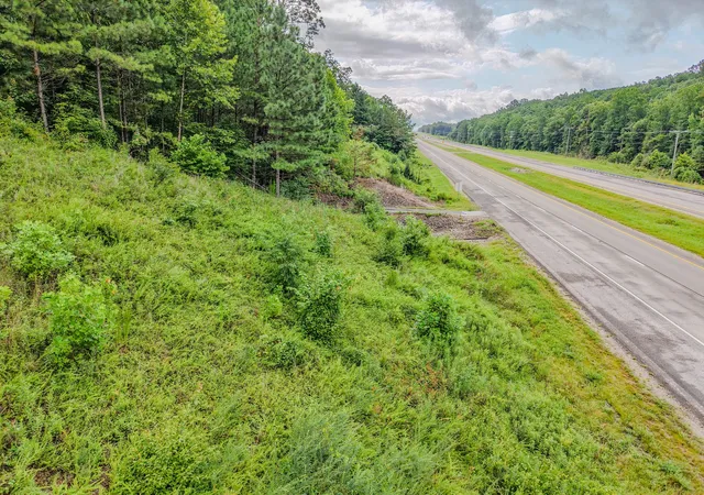 Photo 2 of Land for sale at 0 Lawrenceburg Hwy, Waynesboro, TN 38485 | MLS# 3302523 | Listing updated on 2026-09-12