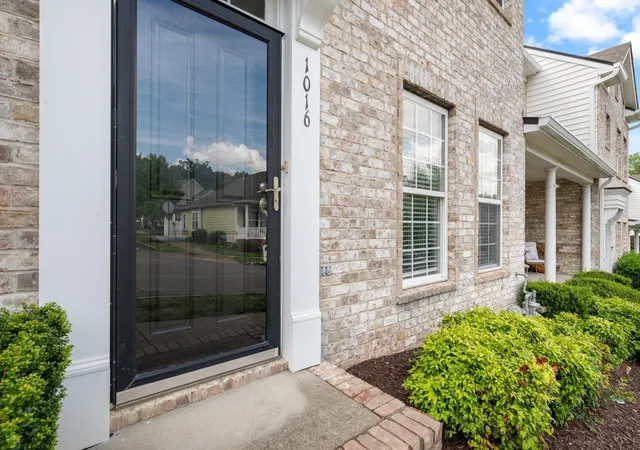 Photo 3 of Townhouse for sale at 1016 Loxley Dr, Nashville, TN 37211 | MLS# 3309497 | Listing updated on 2026-09-13