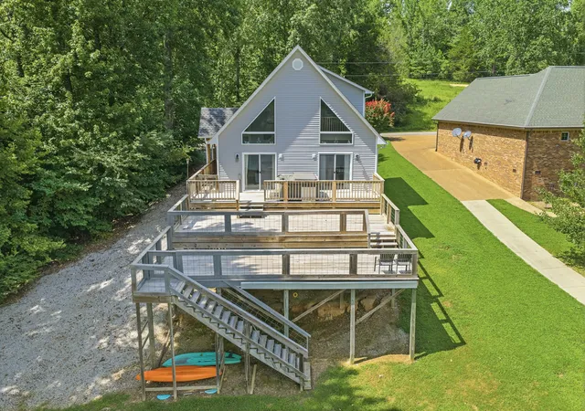 Photo 3 of Single family home for sale at 247 Featherfoot Pkwy Loop, Parsons, TN 38363 | MLS# 3305241 | Listing updated on 2026-09-22