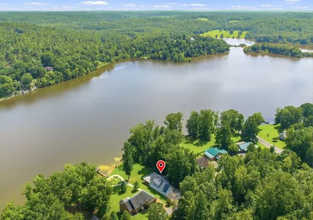 Photo 3 of Single family home for sale at 247 Featherfoot Pkwy Loop, Parsons, TN 38363 | MLS# 3305241 | Listing updated on 2026-09-22