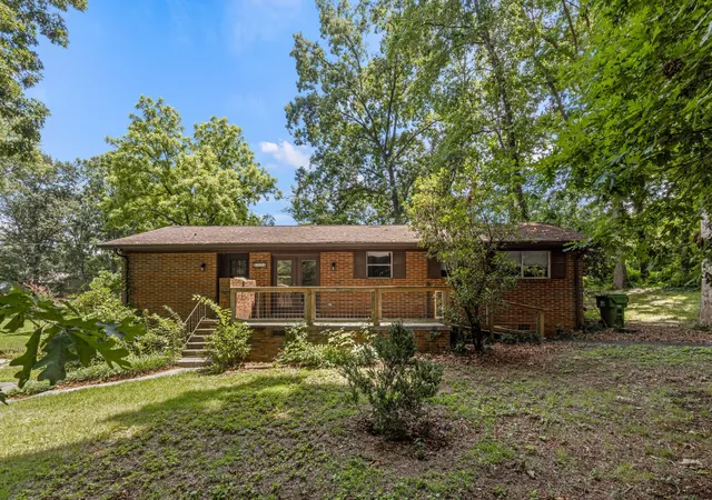Photo 2 of Single family home for sale at 1534 Mcilvaine Dr, Maryville, TN 37803 | MLS# 3302395 | Listing updated on 2026-09-14