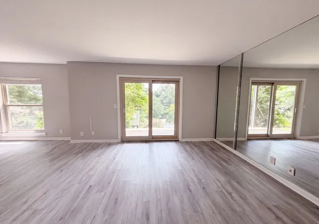 Listing Photo 4 - Condo for sale in building located at 407 Smt Ridge Pl, Nashville, TN 37215