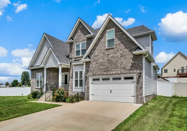Photo 4 of Single family home for sale at 153 Chisum Ct, Clarksville, TN 37043 | MLS# 3304687 | Listing updated on 2026-09-10
