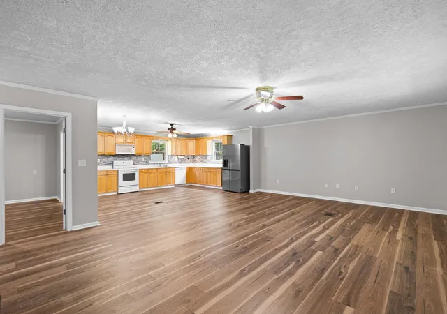 Photo 3 of Sale Pending at 441 Cohutta Beaverdale Rd, Cohutta, GA 30710 | MLS# 3303956 | Listing updated on 2026-09-11