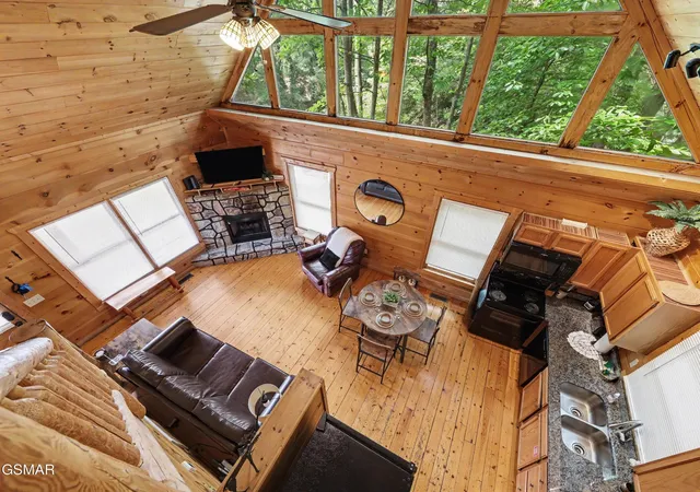 Photo 4 of Single family home for sale at 2434 N School House Gap Rd, Sevierville, TN 37876 | MLS# 3304146 | Listing updated on 2026-09-22