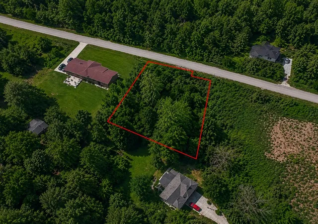 Photo 1 of Land for sale at 1 W Cumberland Dr, Louisville, TN 37777 | MLS# 3304192 | Listing updated on 2026-10-07