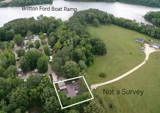 Photo 2 of Manufactured home for sale at 339 Britton Frd Rd, Springville, TN 38256 | MLS# 3304244 | Listing updated on 2026-09-15