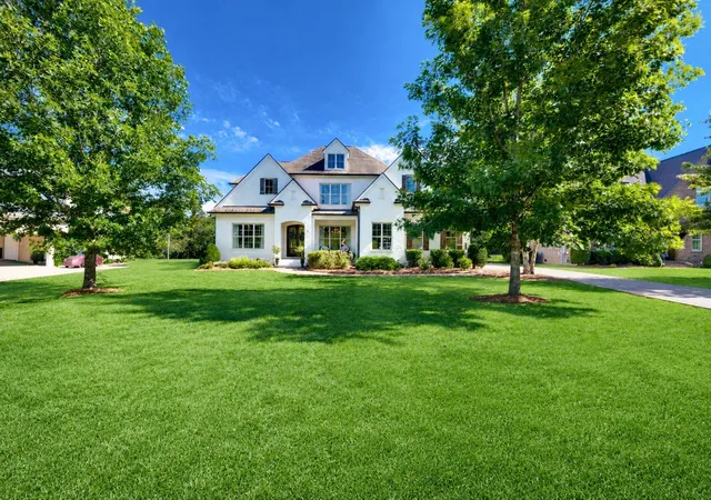 Photo 3 of Single family home for sale at 2608 Benington Pl, Nolensville, TN 37135 | MLS# 3305425 | Listing updated on 2026-10-05
