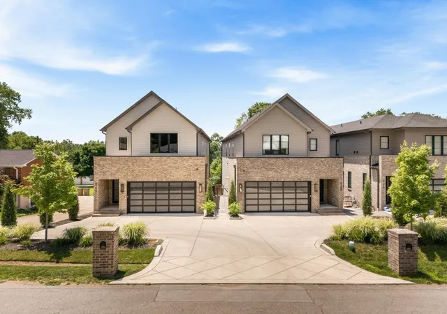 Photo 2 of Single family home for sale at 515a Continental Dr, Nashville, TN 37209 | MLS# 3514243 | Listing updated on 2026-10-04