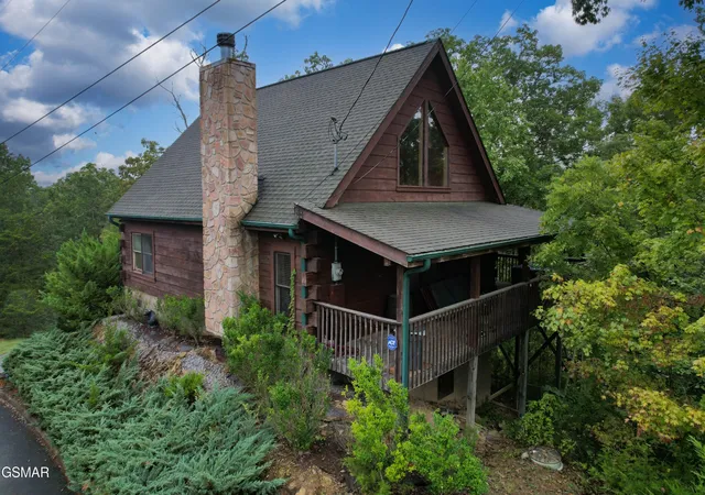 Photo 1 of Single family home for sale at 2175 Wingspan Dr, Sevierville, TN 37876 | MLS# 3304660 | Listing updated on 2026-09-11