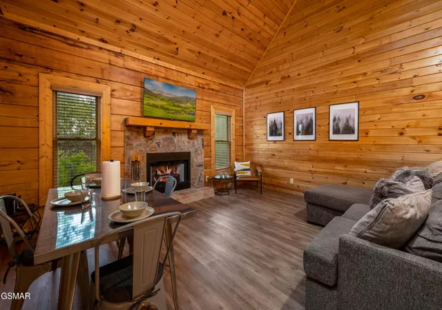 Photo 3 of Single family home for sale at 2175 Wingspan Dr, Sevierville, TN 37876 | MLS# 3304660 | Listing updated on 2026-09-11