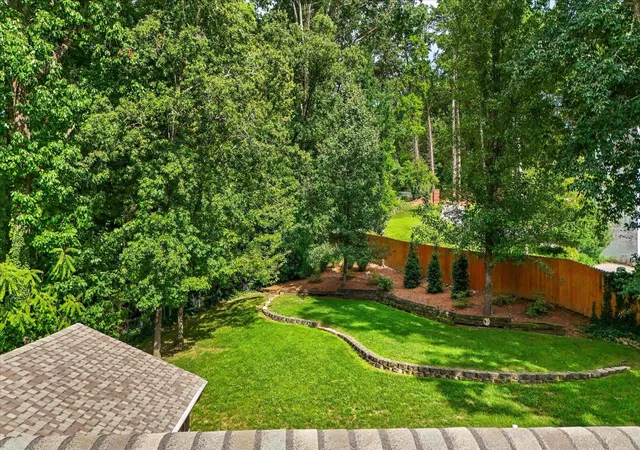 Photo 3 of Single family home for sale at 1910 Mcdade Ln, Chattanooga, TN 37405 | MLS# 3515353 | Listing updated on 2026-09-25