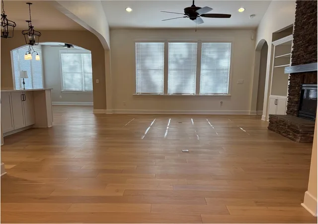 Photo 2 of Single family home for sale at 305 Dandelion Dr, Lebanon, TN 37087 | MLS# 3514779 | Listing updated on 2026-09-14