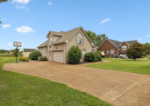 Photo 4 of Single family home for sale at 104 Mesa Dr, Portland, TN 37148 | MLS# 3306322 | Listing updated on 2026-10-08