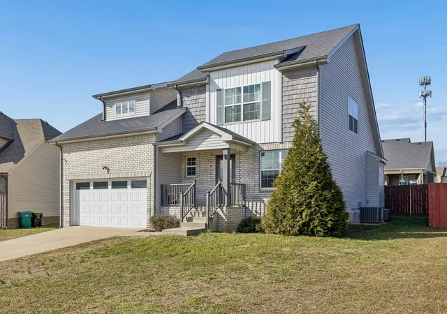 Photo 1 of Single family home for sale at 894 Wild Elm Ct, Clarksville, TN 37042 | MLS# 3309322 | Listing updated on 2026-10-18