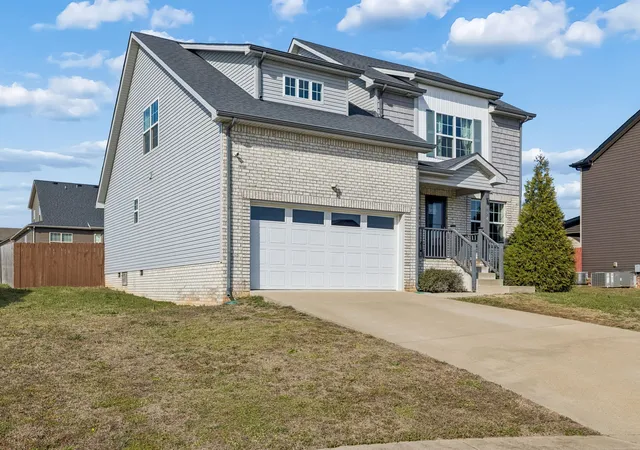 Photo 2 of Single family home for sale at 894 Wild Elm Ct, Clarksville, TN 37042 | MLS# 3309322 | Listing updated on 2026-10-18