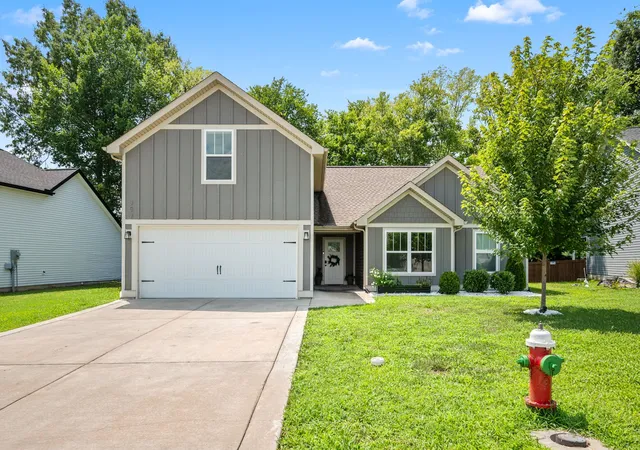 Photo 2 of Single family home for sale at 357 Fieldstone Ln, Springfield, TN 37172 | MLS# 3306234 | Listing updated on 2026-09-14
