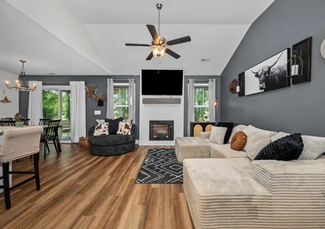 Photo 4 of Single family home for sale at 357 Fieldstone Ln, Springfield, TN 37172 | MLS# 3306234 | Listing updated on 2026-09-14