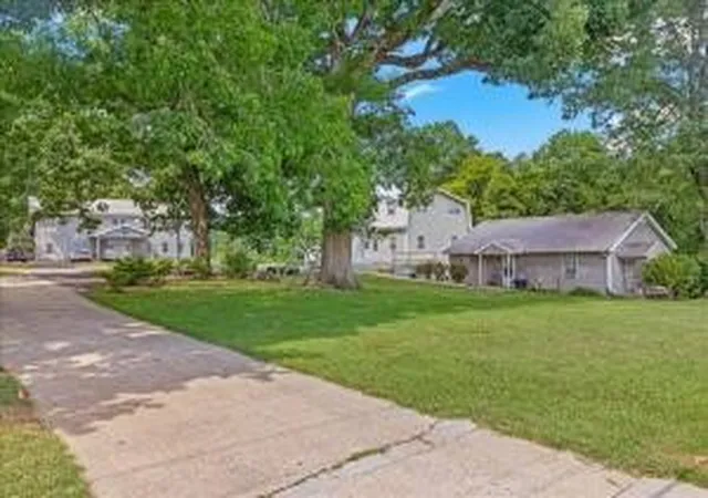 Photo 2 of Multi family home for sale at 355359 County Rd 475, Etowah, TN 37331 | MLS# 3516028 | Listing updated on 2026-09-11