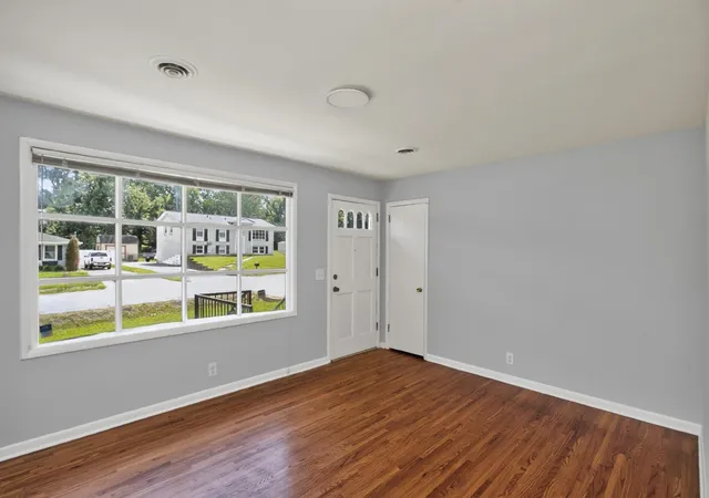 Photo 4 of Single family home for sale at 234 Bonnabrook Dr, Hermitage, TN 37076 | MLS# 3306227 | Listing updated on 2026-10-06