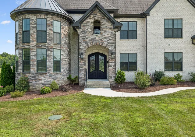 Photo 4 of Single family home for sale at 1083 Caballo Trl, Gallatin, TN 37066 | MLS# 3306131 | Listing updated on 2026-10-16