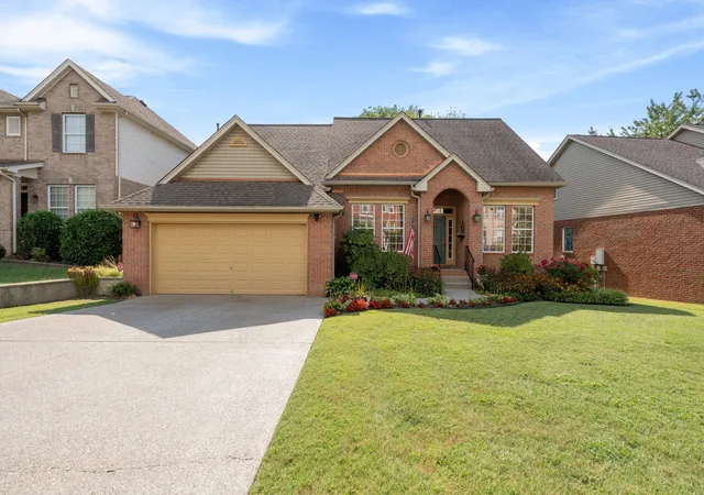 Photo 1 of Single family home for sale at 1405 Jackson Pl, Hermitage, TN 37076 | MLS# 3542630 | Listing updated on 2026-09-25