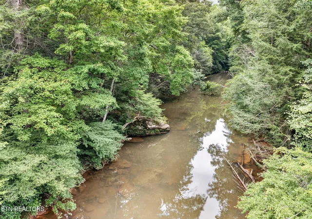 Photo 3 of House for sale at 39 Stonecipher Court, Sunbright, TN 37872 | MLS# 3523679 | Listing updated on 2026-09-11
