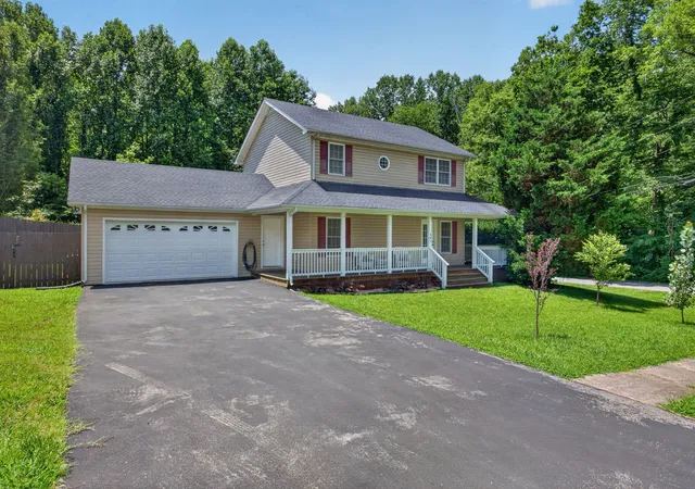 Photo 3 of Single family home for sale at 501 Forrest Cvs Ln, Cookeville, TN 38501 | MLS# 3306576 | Listing updated on 2026-10-09