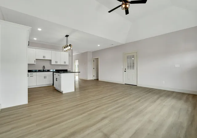 Photo 4 of Townhouse for sale at 1080 Congress Pkwy N #B, Athens, TN 37303 | MLS# 3542928 | Listing updated on 2026-09-11